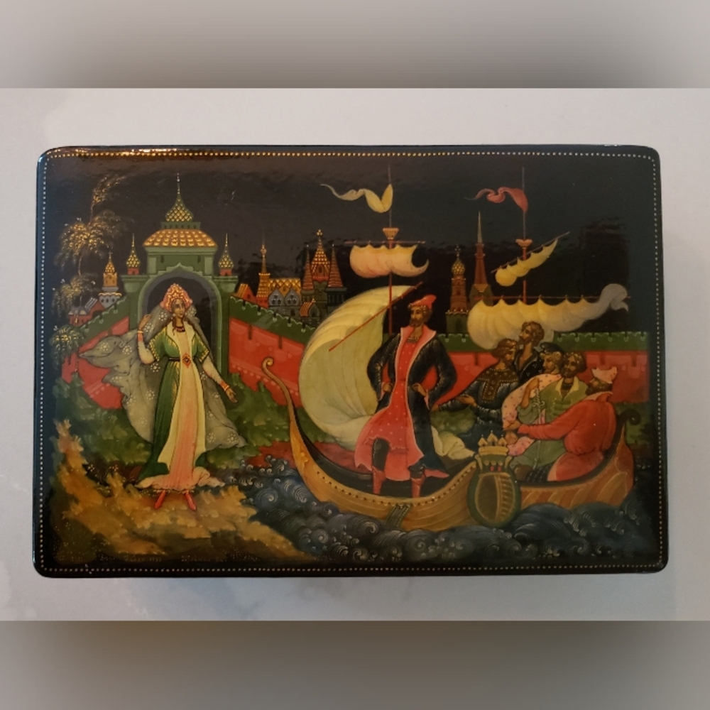 Russian Lacquer Box Vintage 1985, used